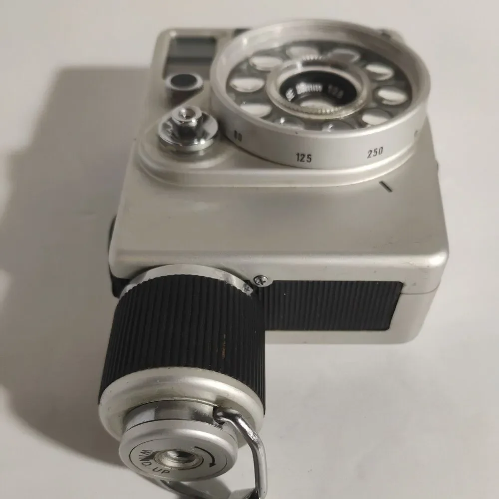 Vintage 1963 Bell & Howell /Canon Dial 35 Camera
